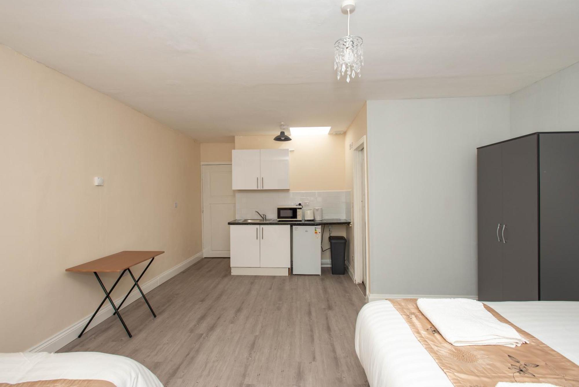 Saffron Studios Orpington Esterno foto